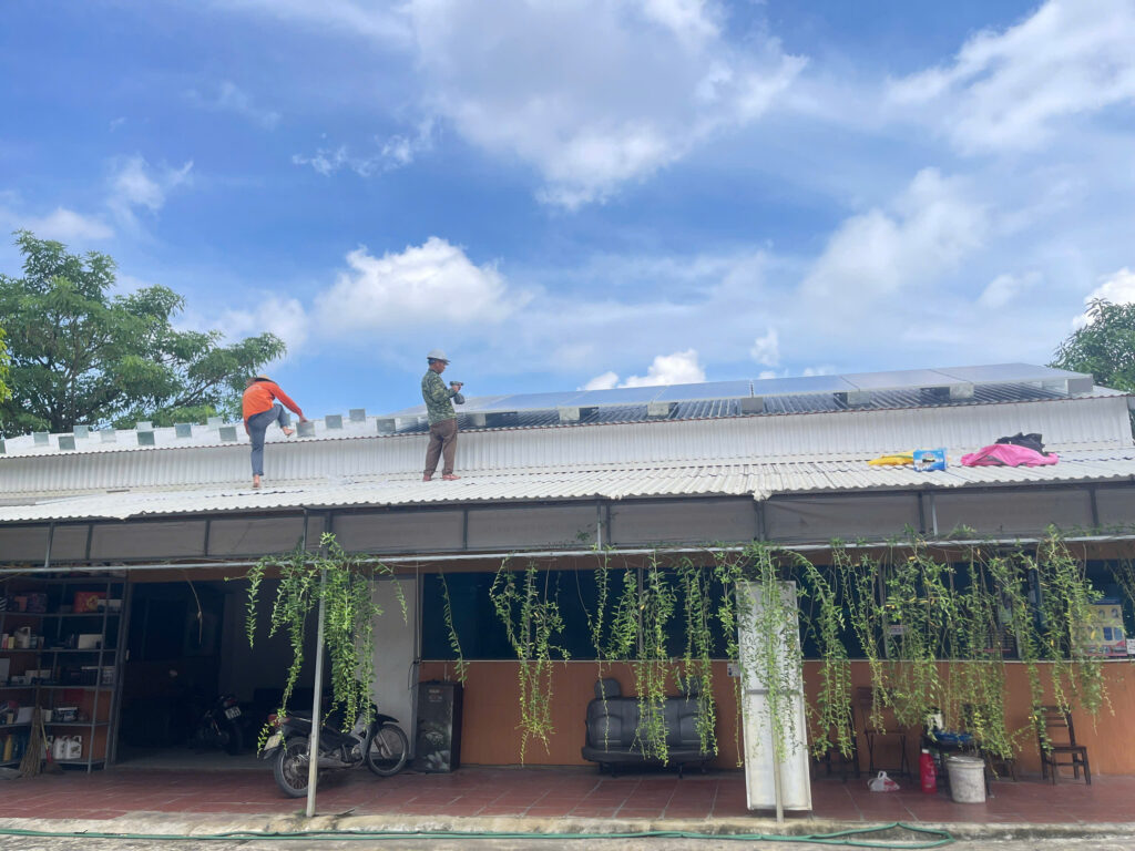 Thi-Cong-Nang-Luong-Mat-Troi-Tai-Thanh-Hoa